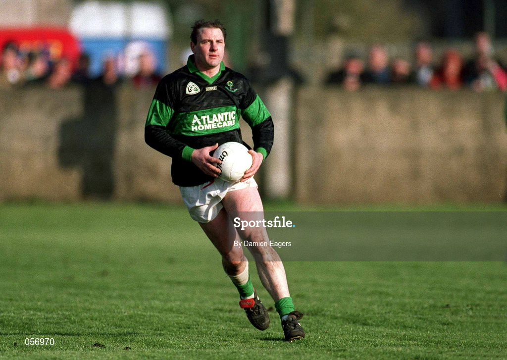 18 February 2001; Steven O'Brien of Nemo Rangers during the AIB All-Ireland Senior Club Football Championship Semi-Final match between Nemo Rangers and O'Hanrahan's at Clonmel Sportsfield in Clonmel, Tipperary. Photo by Damien Eagers/Sportsfile