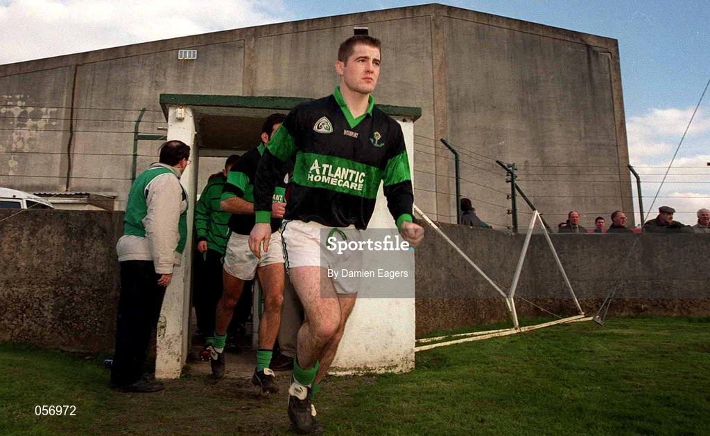 18 February 2001; Niall Geary of Nemo Rangers runs onto the pitch prior to the AIB All-Ireland Senior Club Football Championship Semi-Final match between Nemo Rangers and O'Hanrahan's at Clonmel Sportsfield in Clonmel, Tipperary. Photo by Damien Eagers/Sportsfile