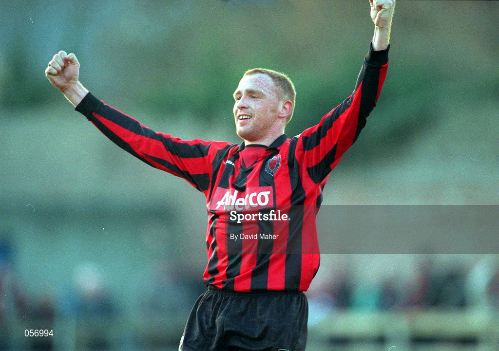 18 February 2001; Glen Crowe of Bohemians celebrates after scoring his side's fourth and winning goal during the Eircom League Premier Division match between UCD and Bohemians at Belfield Park in Dublin. Photo by David Maher/Sportsfile