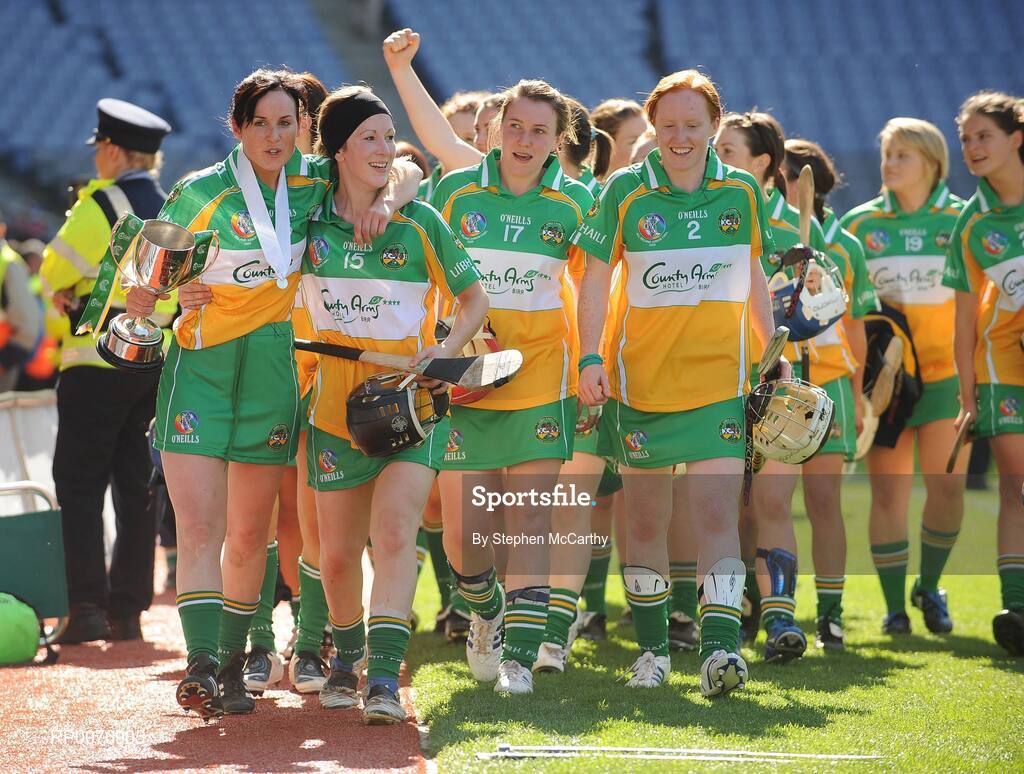 13 September 2009; Offaly players celebrate with the New Ireland cup. Gala All-Ireland Junior Camogie Championship Final, Offaly v Waterford, Croke Park, Dublin. Picture credit: Stephen McCarthy / SPORTSFILE