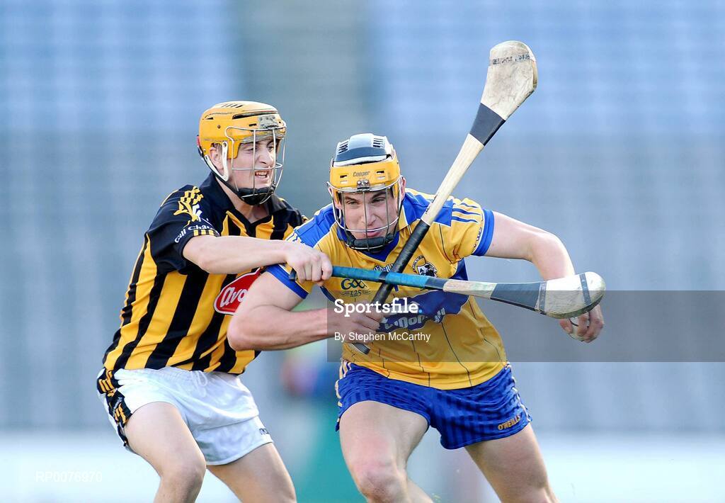 13 September 2009; John Conlon, Clare, in action against Liam Ryan, Kilkenny. Bord Gais Energy GAA All-Ireland U21 Hurling Championship Final, Clare v Kilkenny, Croke Park, Dublin. Picture credit: Stephen McCarthy / SPORTSFILE