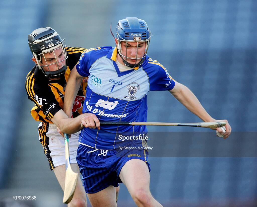 13 September 2009; Clare goalkeeper Donal Tuohy prepares to clear under pressure from Kilkenny's James Nolan. Bord Gais Energy GAA All-Ireland U21 Hurling Championship Final, Clare v Kilkenny, Croke Park, Dublin. Picture credit: Stephen McCarthy / SPORTSFILE
