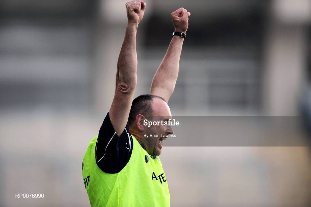13 September 2009; Clare manager John Minogue celebrates at the final whistle. Bord Gais Energy GAA All-Ireland U21 Hurling Championship Final, Clare v Kilkenny, Croke Park, Dublin. Picture credit: Brian Lawless / SPORTSFILE