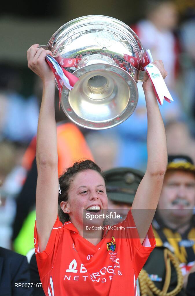 13 September 2009; Orla Cotter, Cork, lifts the O'Duffy cup. Gala All-Ireland Senior Camogie Championship Final, Cork v Kilkenny, Croke Park, Dublin. Picture credit: Stephen McCarthy / SPORTSFILE
