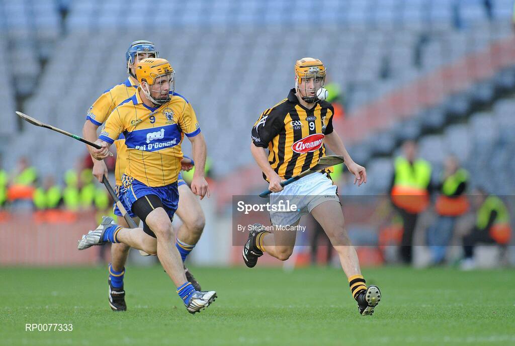 13 September 2009; Liam Ryan, Kilkenny, in action against Cormac O'Donovan, Clare. Bord Gais Energy GAA All-Ireland U21 Hurling Championship Final, Clare v Kilkenny, Croke Park, Dublin. Picture credit: Stephen McCarthy / SPORTSFILE