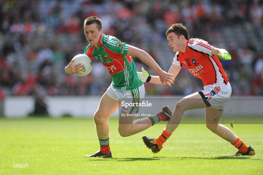 20 September 2009; Cillian O'Connor, Mayo, in action against Andrew Murnin, Armagh. ESB GAA Football All-Ireland Minor Championship Final, Armagh v Mayo, Croke Park, Dublin. Picture credit: Brendan Moran / SPORTSFILE