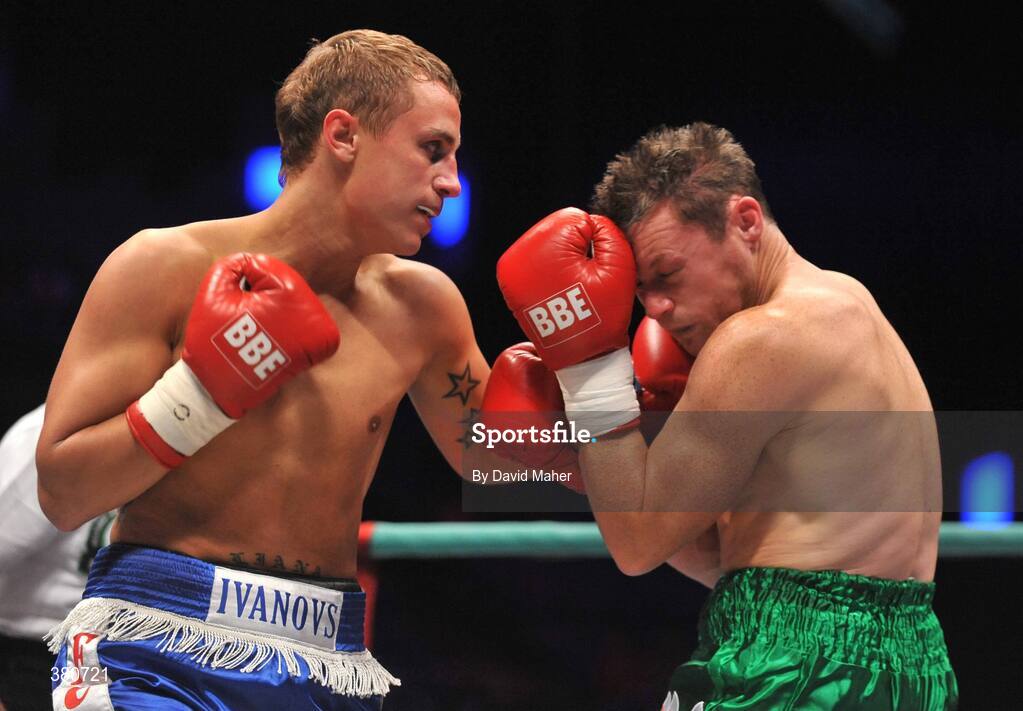 26 September 2009; Oisin Fagan, right, in action against Juris Ivanovs during their International Lightweight bout. Hunky Dorys Fight Night Undercard, The O2, Dublin. Picture credit: David Maher / SPORTSFILE