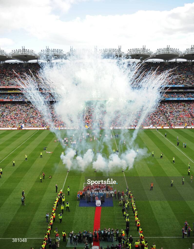 20 September 2009; The Armagh team celebrate with the Tom Markham Cup during the presentation. ESB GAA Football All-Ireland Minor Championship Final, Armagh v Mayo, Croke Park, Dublin. Picture credit: Ray McManus / SPORTSFILE