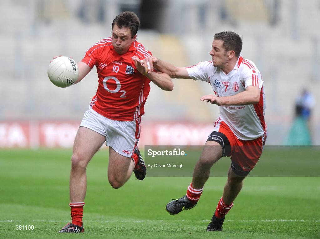 23 August 2009; Paul Kerrigan, Cork, in action against Philip Jordan, Tyrone. GAA Football All-Ireland Senior Championship Semi-Final, Tyrone v Cork, Croke Park, Dublin. Picture credit: Oliver McVeigh / SPORTSFILE
