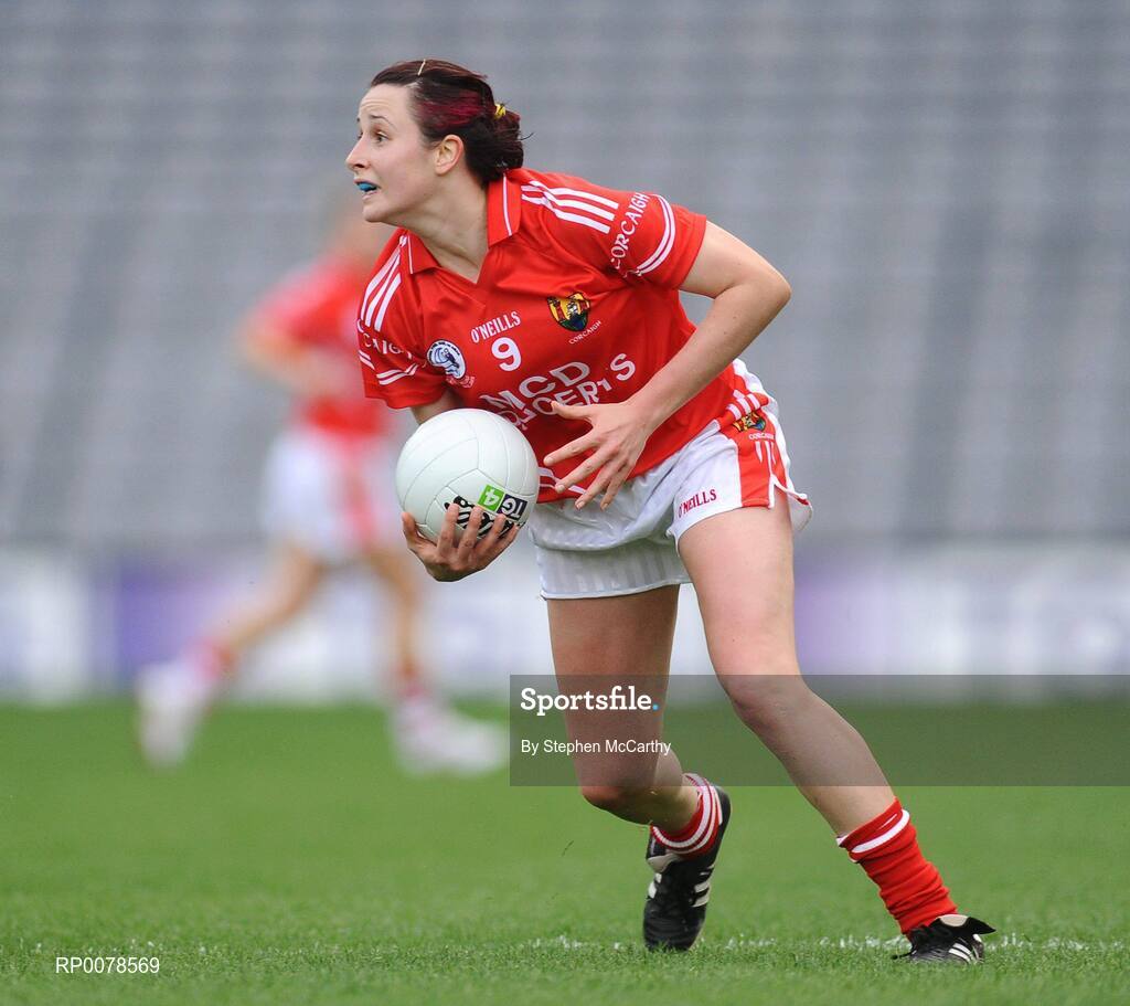 27 September 2009; Norita Kelly of Cork durignt the TG4 All-Ireland Ladies Football Senior Championship Final match between Cork and Dublin at Croke Park in Dublin. Photo by Stephen McCarthy/Sportsfile