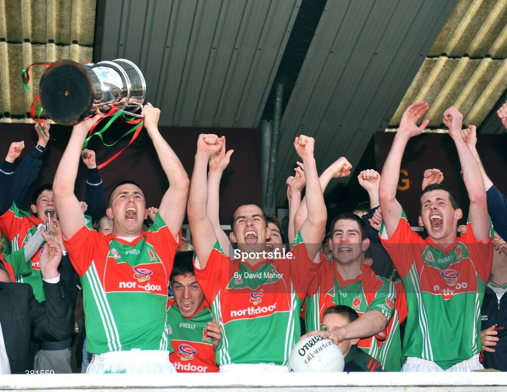 4 October 2009; Gary Dolan, left, Garrycastle captain, celebrates at the end of the game with his team-mates. Westmeath County Senior Football Final, St Loman's, Mullingar v Garrycastle, Cusack Park, Mullingar, Co. Westmeath. Picture credit: David Maher / SPORTSFILE