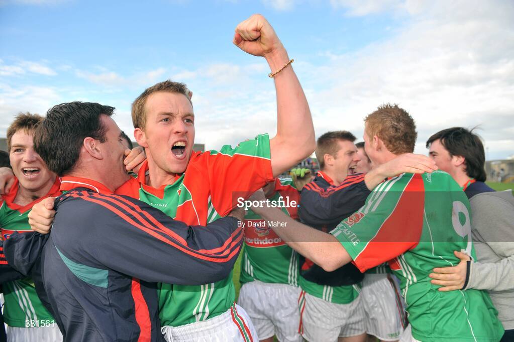 4 October 2009; Doran Harte, Garrycastle, celebrates with his team-mates at the end of the game. Westmeath County Senior Football Final, St Loman's, Mullingar v Garrycastle, Cusack Park, Mullingar, Co. Westmeath. Picture credit: David Maher / SPORTSFILE