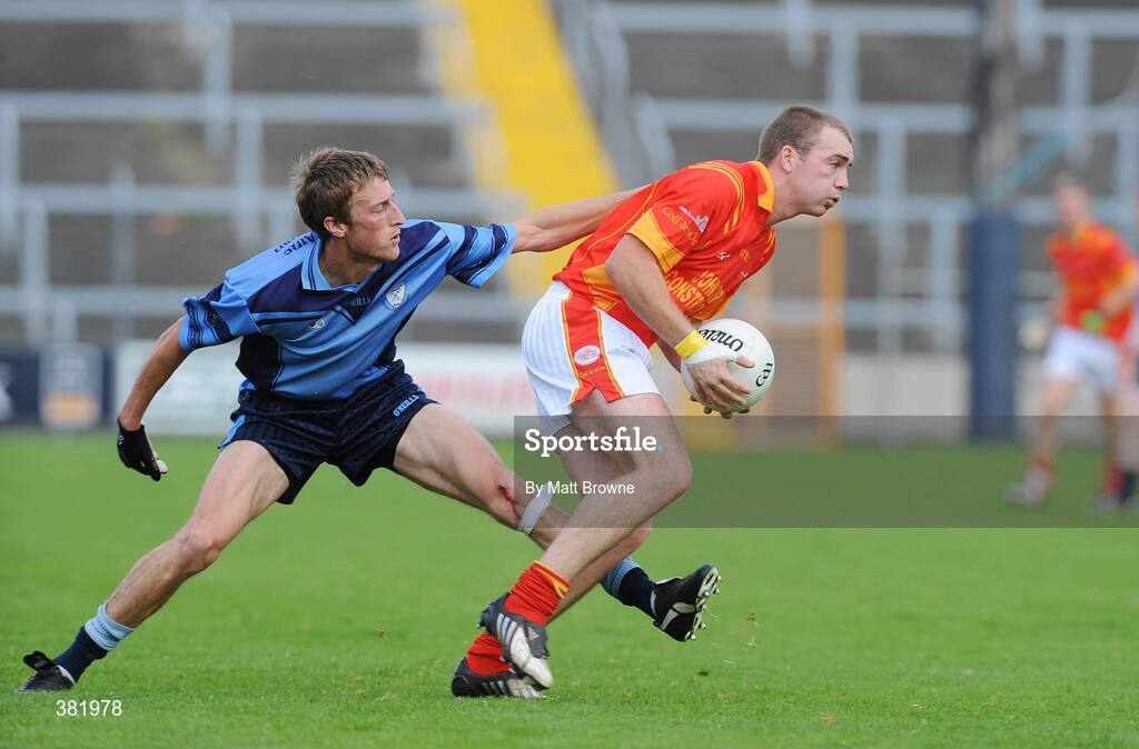 4 October 2009; Paddy Murphy, Horeswood, in action against Jonathan Fogarty, St Anne's. Wexford County Senior Football Final, Horeswood v St Anne's, Wexford Park, Wexford. Picture credit: Matt Browne / SPORTSFILE