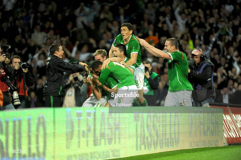 10 October 2009; Sean St. Ledger, Republic of Ireland, celebrates after scoring his side's second goal with team-mate Leon Best, right. 2010 FIFA World Cup Qualifier, Republic of Ireland v Italy, Croke Park, Dublin. Picture credit: Pat Murphy / SPORTSFILE