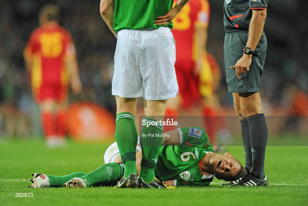 14 October 2009; Martin Rowlands, Republic of Ireland, lies in distress after picking up a suspected cruciate ligament injury. 2010 FIFA World Cup Qualifier, Republic of Ireland v Montenegro, Croke Park, Dublin. Picture credit: Pat Murphy / SPORTSFILE