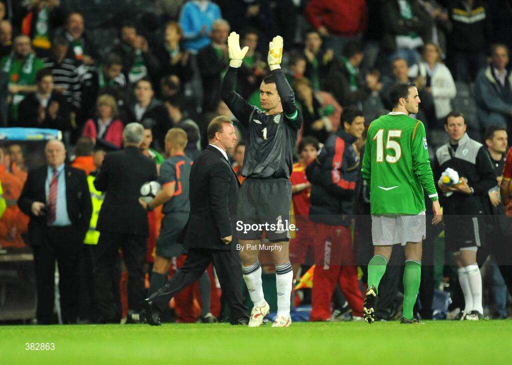 14 October 2009; Republic of Ireland captain Shay Given acknowledges the crowd at the end of the game which marked his 100th cap for his country. 2010 FIFA World Cup Qualifier, Republic of Ireland v Montenegro, Croke Park, Dublin. Picture credit: Pat Murphy / SPORTSFILE