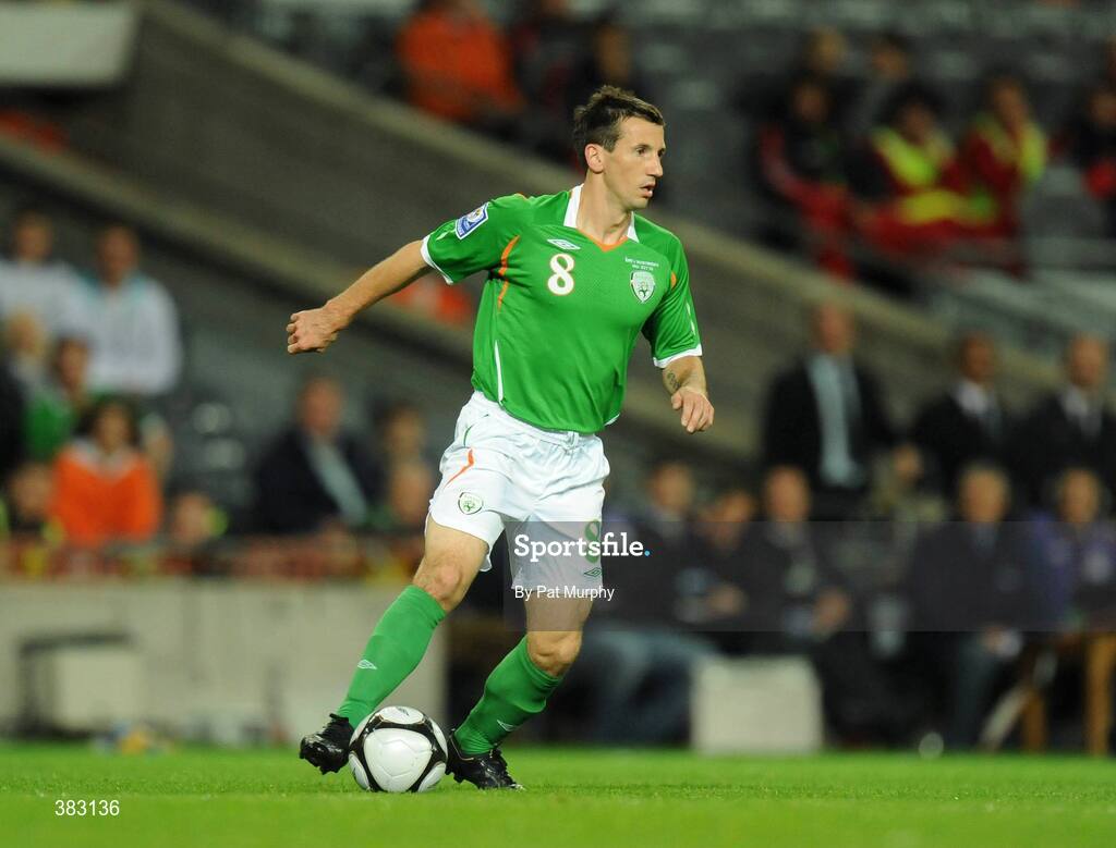 14 October 2009; Liam Miller, Republic of Ireland. 2010 FIFA World Cup Qualifier, Republic of Ireland v Montenegro, Croke Park, Dublin. Picture credit: Pat Murphy / SPORTSFILE