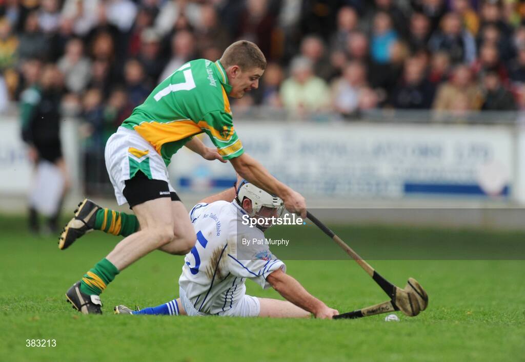 18 October 2009; Kevin Grogan, Kilcormac/Killoughey, in action against Nigel Mannion, Tullamore. Offaly County Senior Hurling Final, Tullamore v Kilcormac/Killoughey, O'Connor Park, Tullamore, Co. Offaly. Picture credit: Pat Murphy / SPORTSFILE