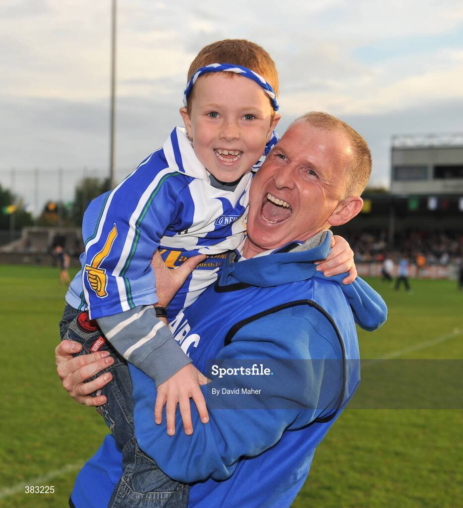 18 October 2009; Liam O'Dwyer, Ballyboden St. Enda's manager, celebrates with his son Ryan, at the end of the game. Dublin County Senior Football Final, Ballyboden St. Enda's v St. Jude's, Parnell Park, Dublin. Picture credit: David Maher / SPORTSFILE