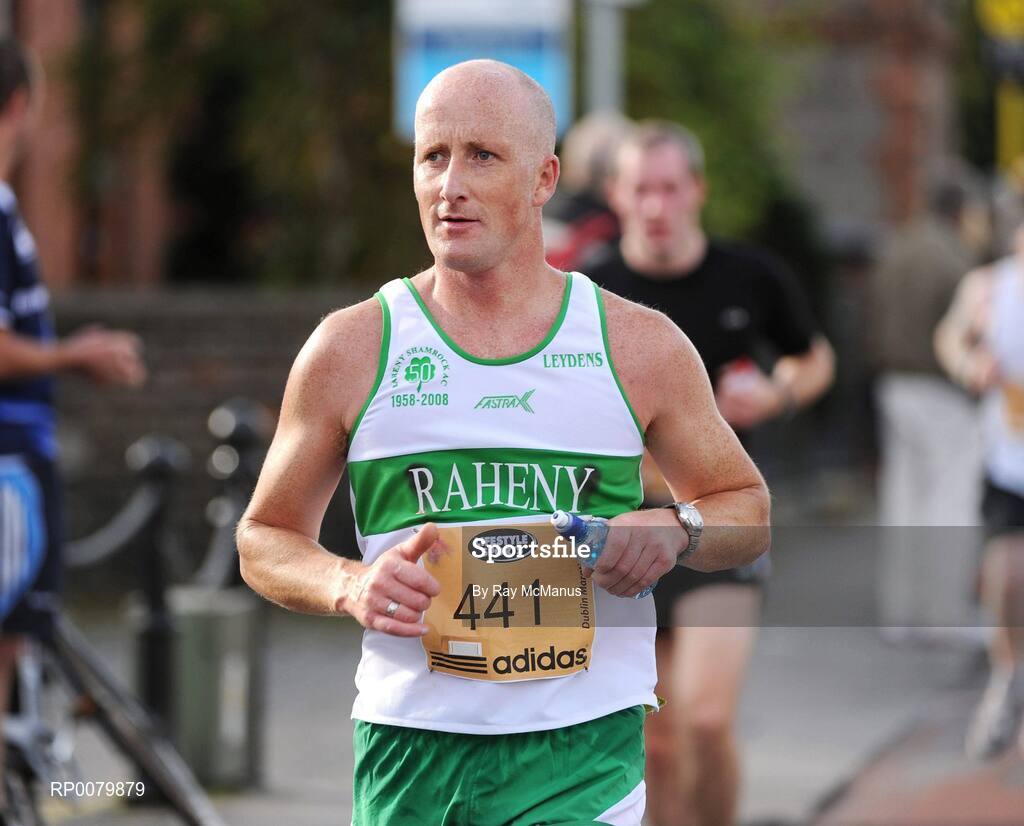 26 October 2009; David McKevitt, Raheny A.C., Dublin, in action during the Lifestyle Sports - adidas Dublin Marathon 2009. Dublin. Picture credit: Ray McManus / SPORTSFILE