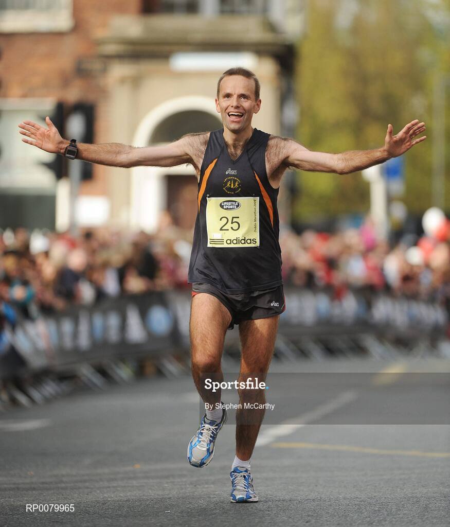 26 October 2009; Pauric McKinney, Letterkenny A.C., celebrates his second place in the Irish National Marathon Championship during the Lifestyle Sports - adidas Dublin Marathon 2009. Merrion Square, Dublin. Picture credit: Stephen McCarthy / SPORTSFILE