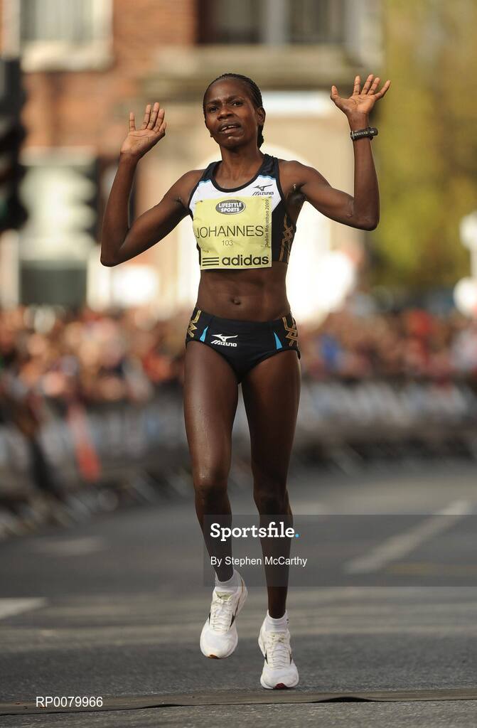 26 October 2009; Helalia Johannes, Namibia, celebrates taking second place in the women's race during the Lifestyle Sports - adidas Dublin Marathon 2009. Merrion Square, Dublin. Picture credit: Stephen McCarthy / SPORTSFILE