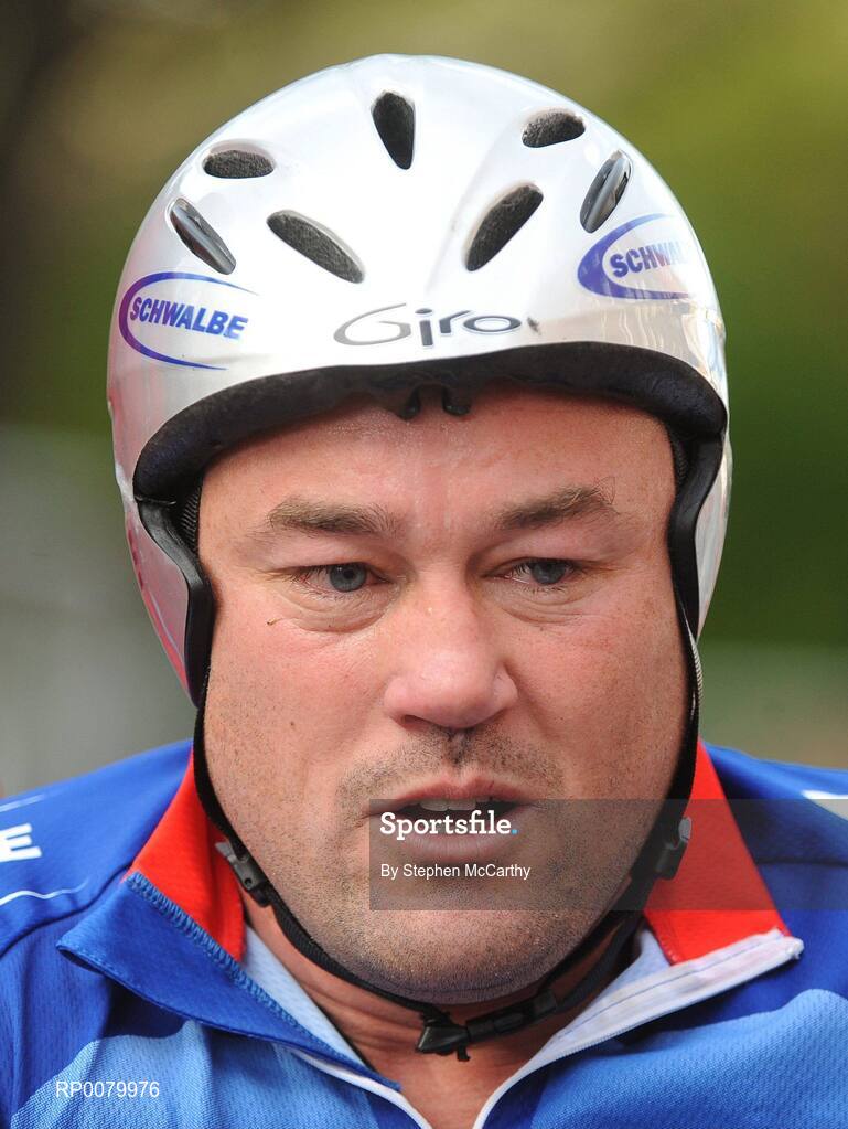 26 October 2009; Winner of the wheelchiar race Richie Powell, Wales, during the Lifestyle Sports - adidas Dublin Marathon 2009. Merrion Square, Dublin. Picture credit: Stephen McCarthy / SPORTSFILE