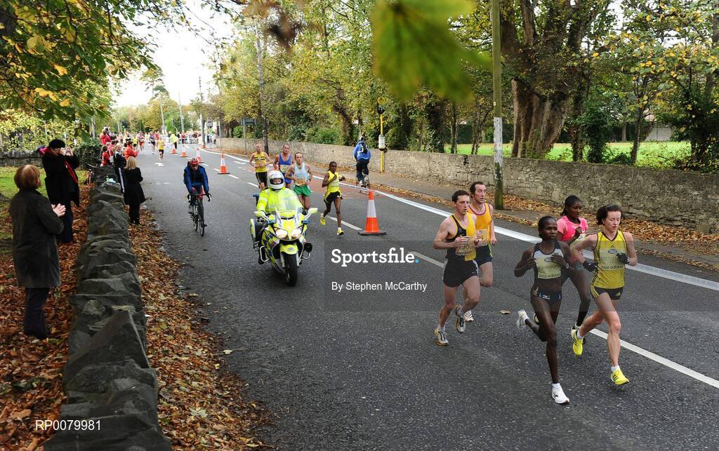 26 October 2009; A general view of the Lifestyle Sports - adidas Dublin Marathon 2009. Merrion Square, Dublin. Picture credit: Stephen McCarthy / SPORTSFILE
