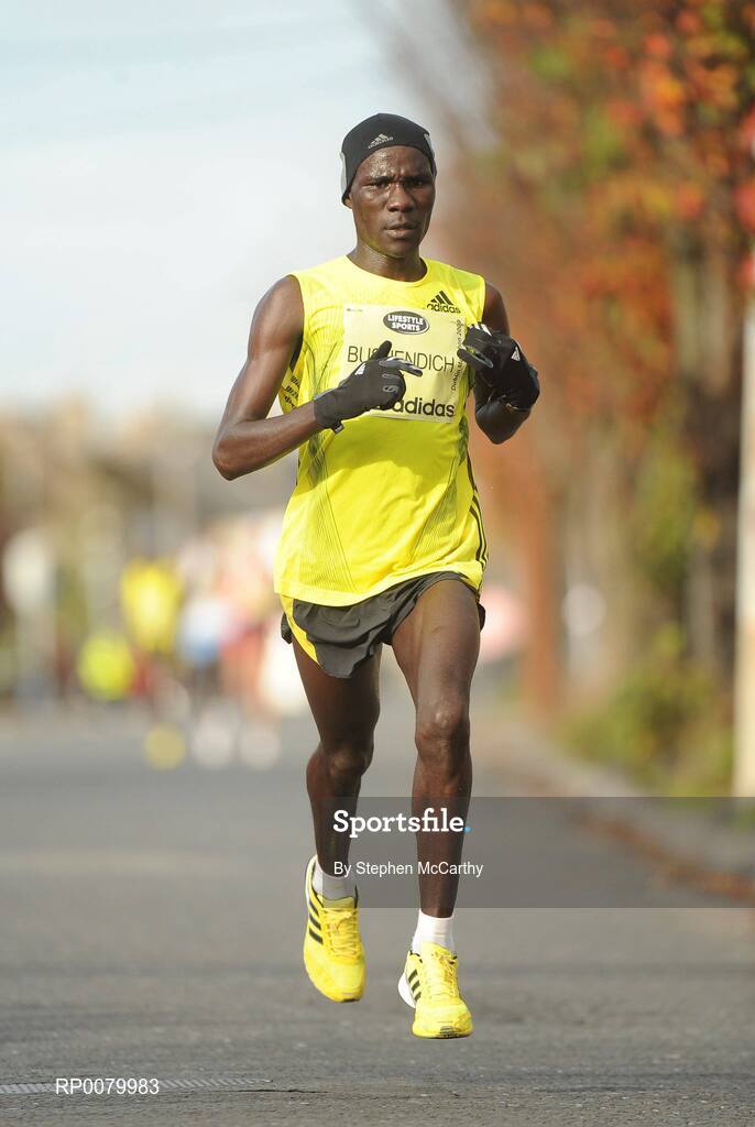 26 October 2009; Solomon Bushendich, Kenya, during the Lifestyle Sports - adidas Dublin Marathon 2009. Merrion Square, Dublin. Picture credit: Stephen McCarthy / SPORTSFILE