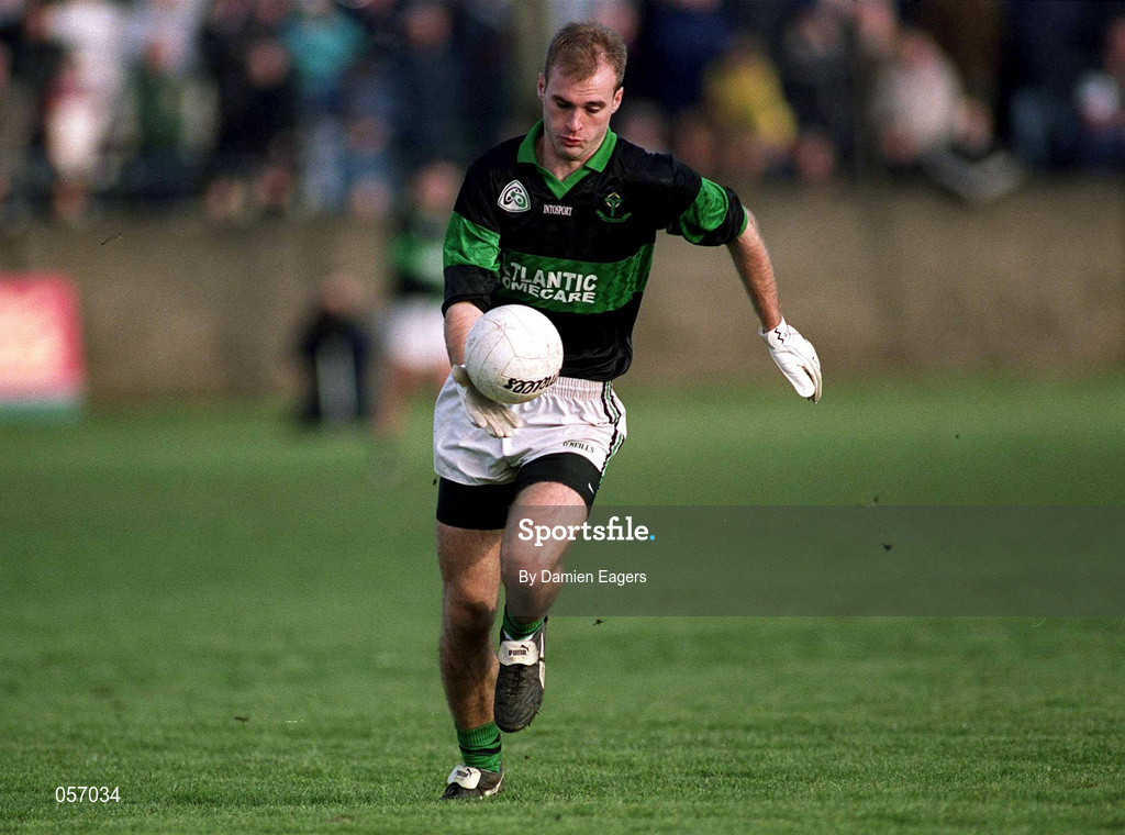 18 February 2001; Kieran Connolly of Nemo Rangers during the AIB All-Ireland Senior Club Football Championship Semi-Final match between Nemo Rangers and O'Hanrahan's at the Clonmel Sportsfield in Clonmel, Tipperayr. Photo by Damien Eagers/Sportsfile