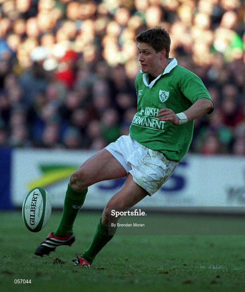 17 February 2001; Ireland's Ronan O'Gara chips through the French defence during the Lloyds TSB Six Nations Rugby Championship match between Ireland and France at Lansdowne Road in Dublin. Photo by Brendan Moran/Sportsfile
