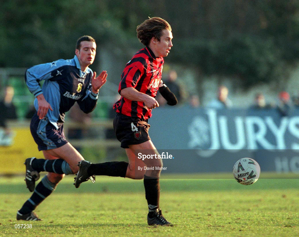 18 February 2001; Kevin Hunt of Bohemians during the Eircom League Premier Division match between UCD and Bohemians at Belfield Park in Dublin. Photo by David Maher/Sportsfile