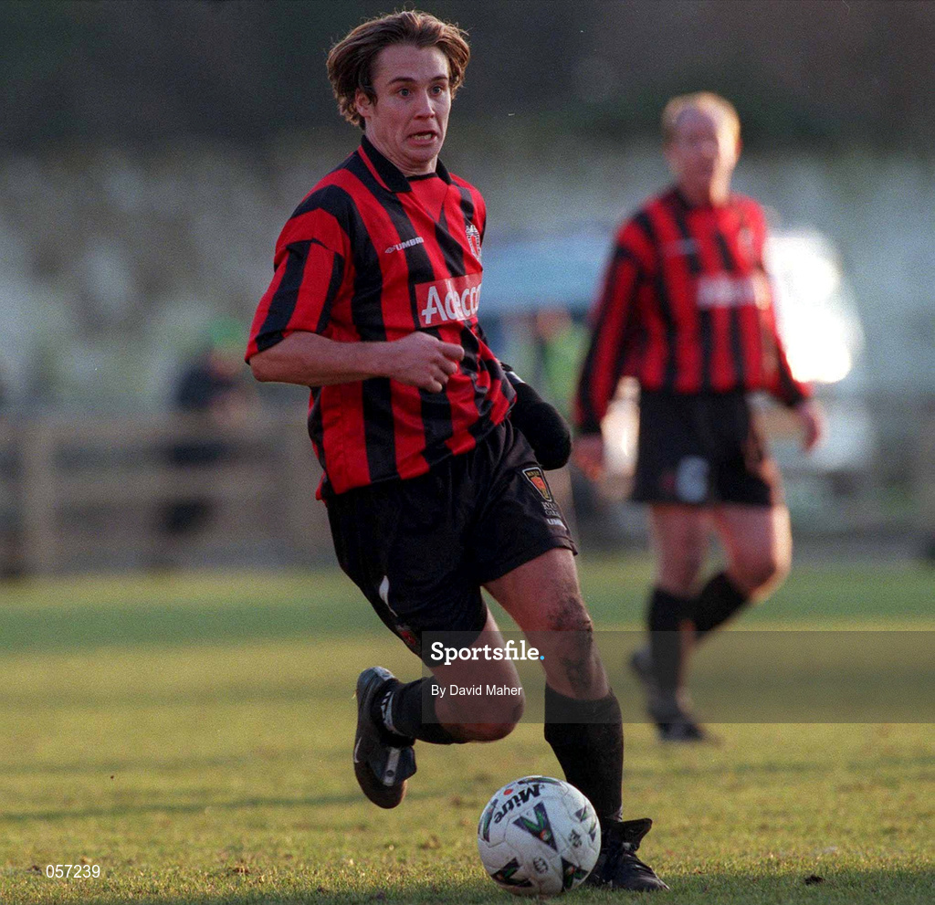 18 February 2001; Kevin Hunt of Bohemians during the Eircom League Premier Division match between UCD and Bohemians at Belfield Park in Dublin. Photo by David Maher/Sportsfile