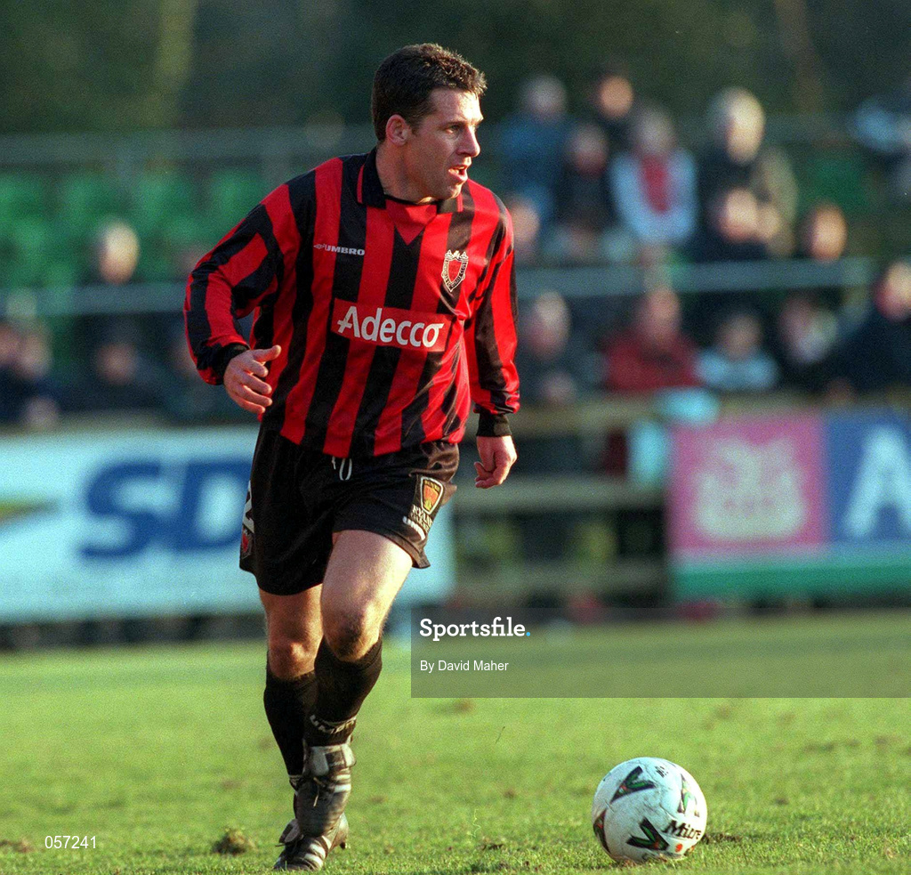 18 February 2001; Tony O'Connor of Bohemians during the Eircom League Premier Division match between UCD and Bohemians at Belfield Park in Dublin. Photo by David Maher/Sportsfile