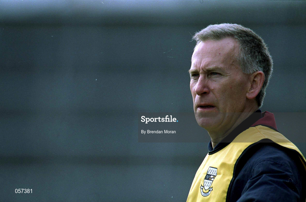 25 February 2001; Graigue Ballycallan manager Jim Neary during the AIB All-Ireland Senior Club Hurling Championship Semi-Final between Graigue Ballycallan and Sixmilebridge at Semple Stadium in Thurles, Tipperary. Photo by Brendan Moran/Sportsfile