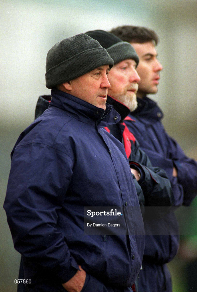 25 February 2001; Derry manager Eamonn Coleman during the Allianz National Football League Division 1B match between Meath and Derry at Páirc Tailteann in Navan, Meath. Photo by Damien Eagers/Sportsfile
