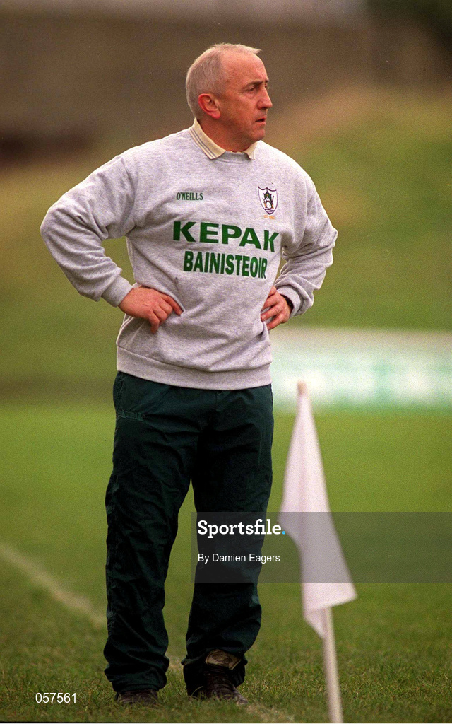 25 February 2001; Meath manager Sean Boylan during the Allianz National Football League Division 1B match between Meath and Derry at Páirc Tailteann in Navan, Meath. Photo by Damien Eagers/Sportsfile