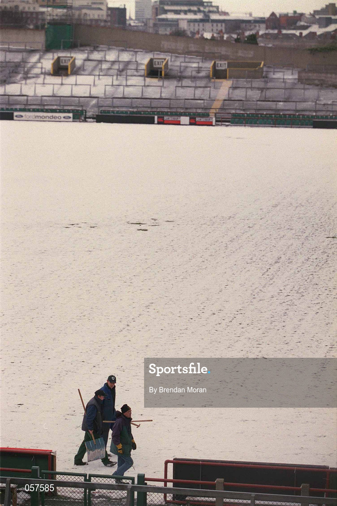 28 February 2001; A general view of a snow covered Lansdowne Road in Dublin after it was the announced that the International Friendly match between Republic of Ireland and Denmark game would be postponed. Photo by Brendan Moran/Sportsfile