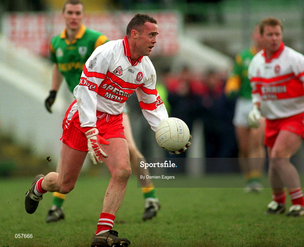 25 February 2001; Gary Coleman of Derry during the Allianz National Football League Division 1B match between Meath and Derry at Páirc Tailteann in Navan, Meath. Photo by Damien Eagers/Sportsfile