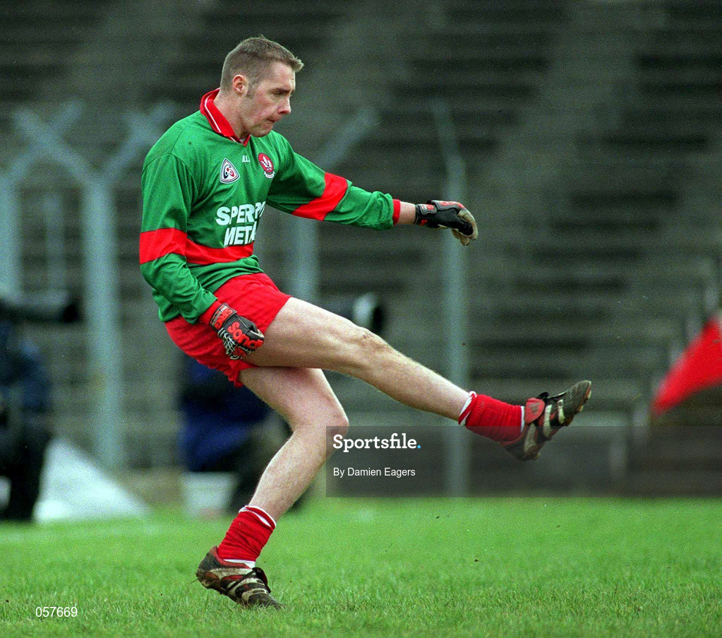 25 February 2001; Michael Conlon of Derry during the Allianz National Football League Division 1B match between Meath and Derry at Páirc Tailteann in Navan, Meath. Photo by Damien Eagers/Sportsfile