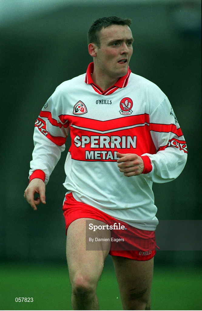 25 February 2001; Patrick Bradley of Derry during the Allianz National Football League Division 1B match between Meath and Derry at Páirc Tailteann in Navan, Meath. Photo by Damien Eagers/Sportsfile