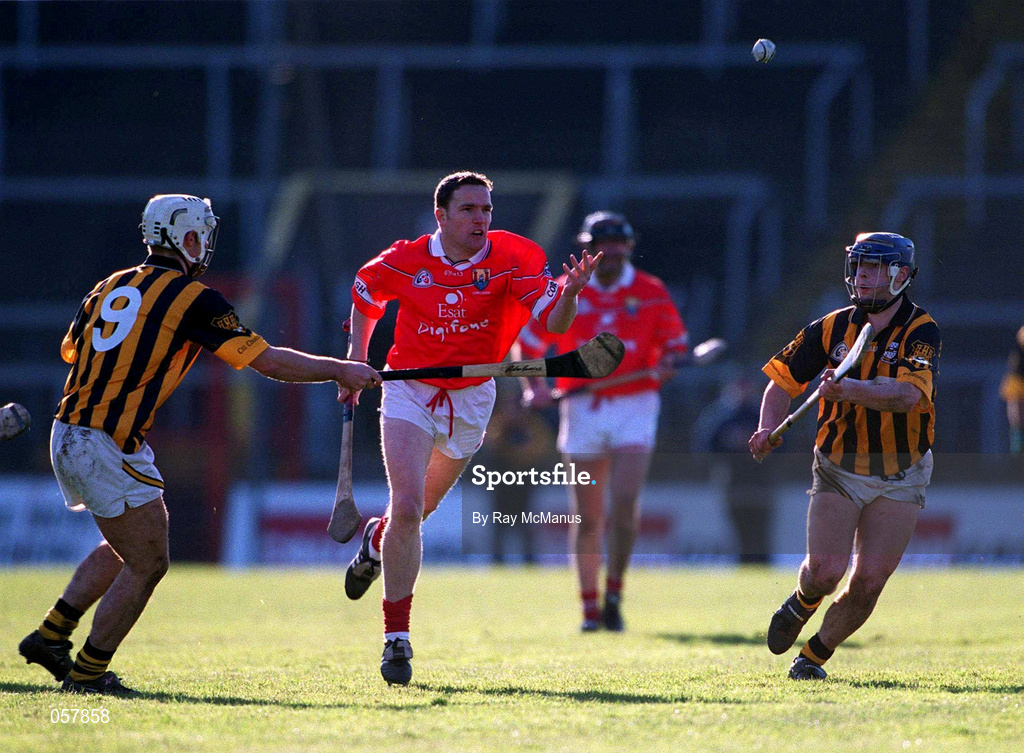 24 February 2001; Mickey O'Connell of Cork in action against Aidan Cummins of Kilkenny during the Allianz National Hurling League Division 1B match between Cork and Kilkenny at Páirc Uí Chaoimh in Cork. Photo by Ray McManus/Sportsfile