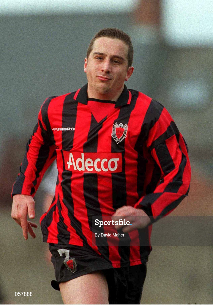 25 February 2001; Alex Nesovic of Bohemians during the Eircom League Premier Division match between Bohemians and Cork City at Dalymount Park in Dublin. Photo by David Maher/Sportsfile