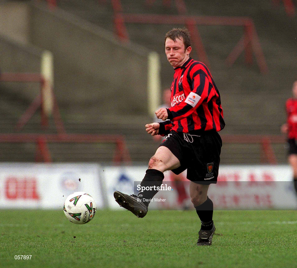 25 February 2001; Trevor Molloy of Bohemians during the Eircom League Premier Division match between Bohemians and Cork City at Dalymount Park in Dublin. Photo by David Maher/Sportsfile
