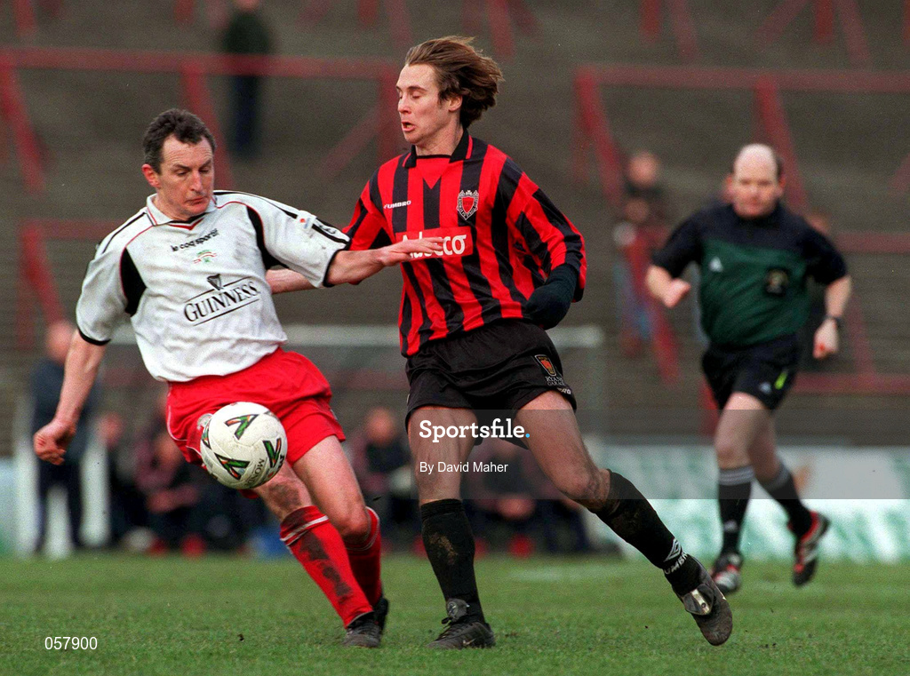 25 February 2001; Kevin Hunt of Bohemians in action against John Caulfield of Cork City during the Eircom League Premier Division match between Bohemians and Cork City at Dalymount Park in Dublin. Photo by David Maher/Sportsfile