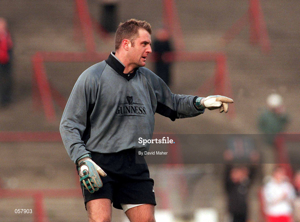 25 February 2001; Michael Devine of Cork City during the Eircom League Premier Division match between Bohemians and Cork City at Dalymount Park in Dublin. Photo by David Maher/Sportsfile