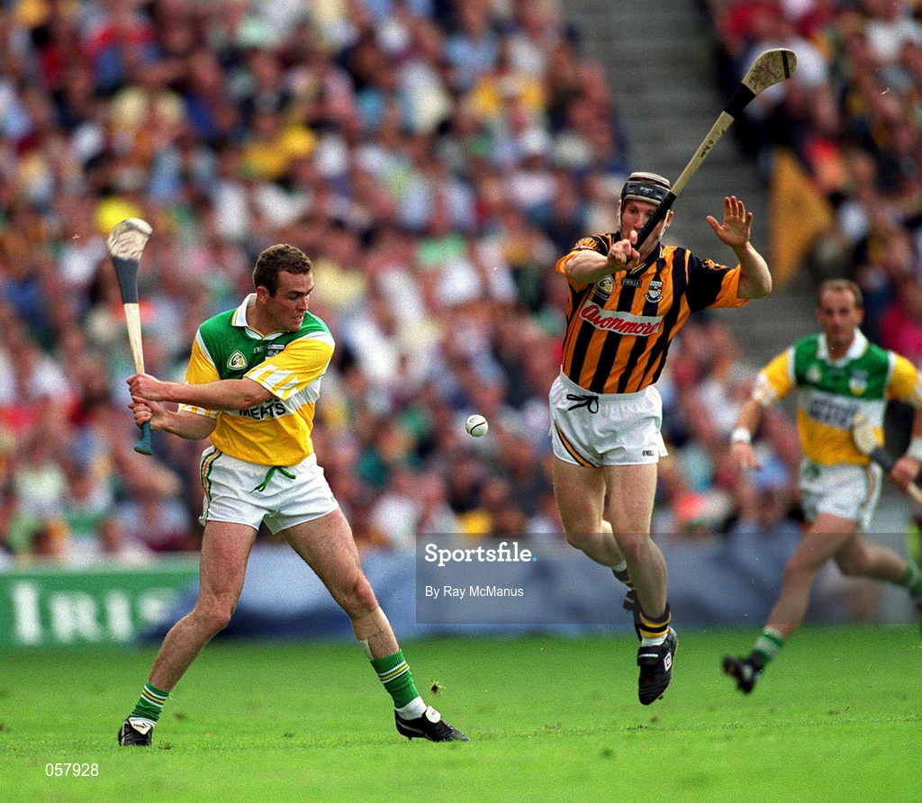 10 September 2000; Offaly's Kevin Martin in action against Denis Byrne of Kilkenny during the Guinness All-Ireland Senior Hurling Championship Final between Kilkenny and Offaly at Croke Park in Dublin. Photo by Ray McManus/Sportsfile