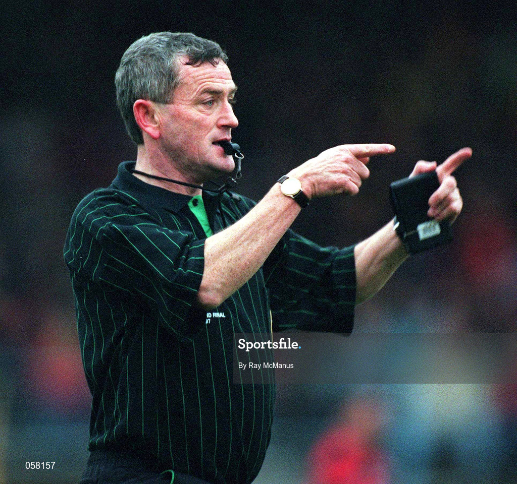 28 November 1999; Referee Johnnie McDonnell during the AIB Munster Senior Club Hurling Championship Final match between Ballygunner and St. Joseph's Doora-Barefield at Semple Stadium in Thurles, Tipperary. Photo by Ray McManus/Sportsfile