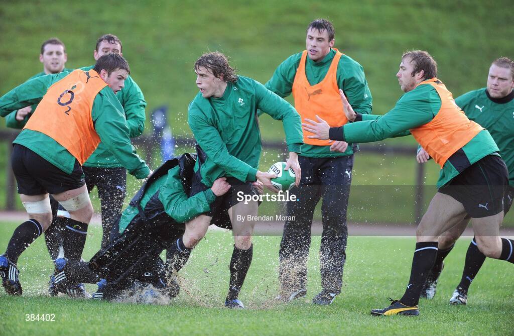 4 November 2009; Wing Andrew Trimble in action against, from left, Sean O'Brien, Eoin Reddan, Tommy Bowe, Stephen Ferris and Tom Court during Ireland rugby squad training. University of Limerick, Limerick. Picture credit: Brendan Moran / SPORTSFILE
