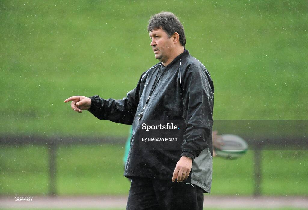 4 November 2009; Forwards coach Gert Smal during Ireland rugby squad training. University of Limerick, Limerick. Picture credit: Brendan Moran / SPORTSFILE